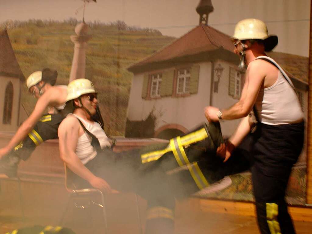 Die Wasenweiler Feuerwehrmnner heizten dem Publikum zu „You can leave your hat on“ krftg ein.