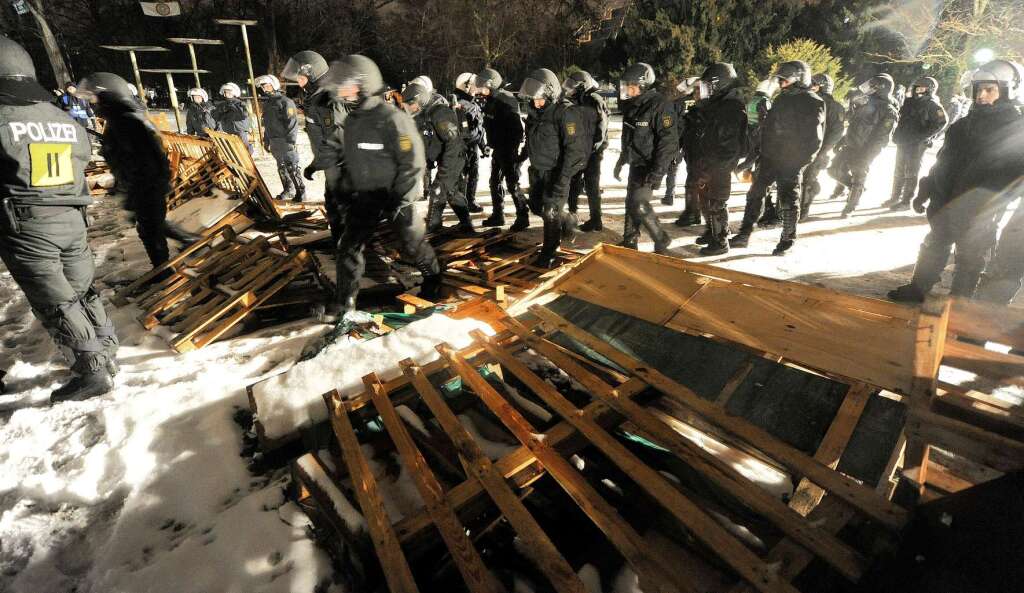 Um 6.45 Uhr drang die Polizei in das Protestcamp ein.