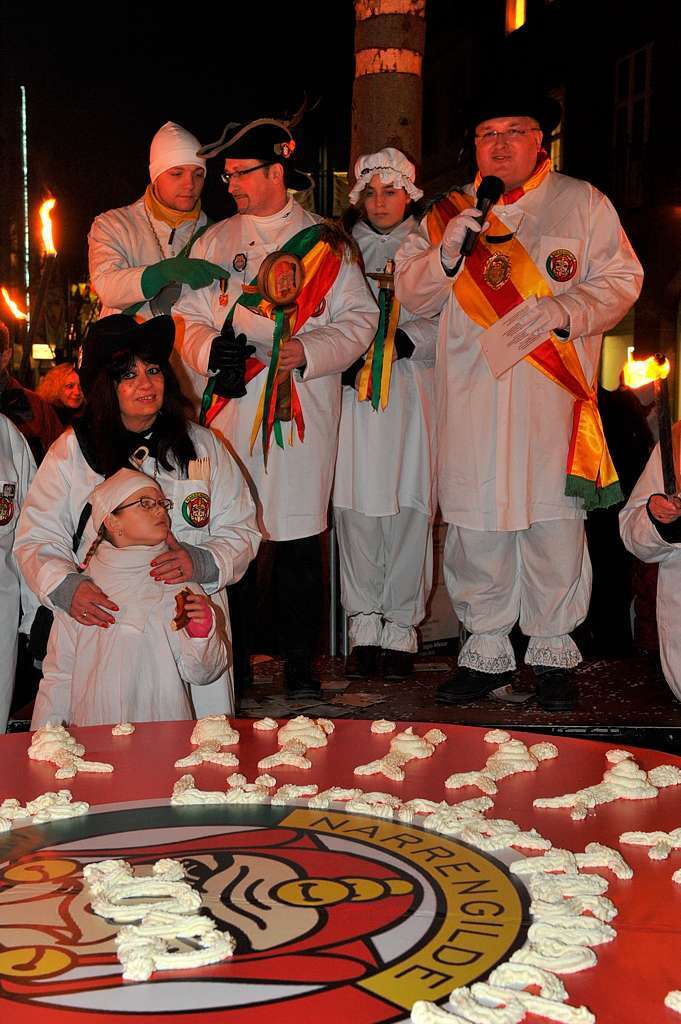 Auftakt zum Obestraich mit Obergildemeister Jrg Rosskopf (am Mikrofon) und Protektor Jrgen Schernhammer.