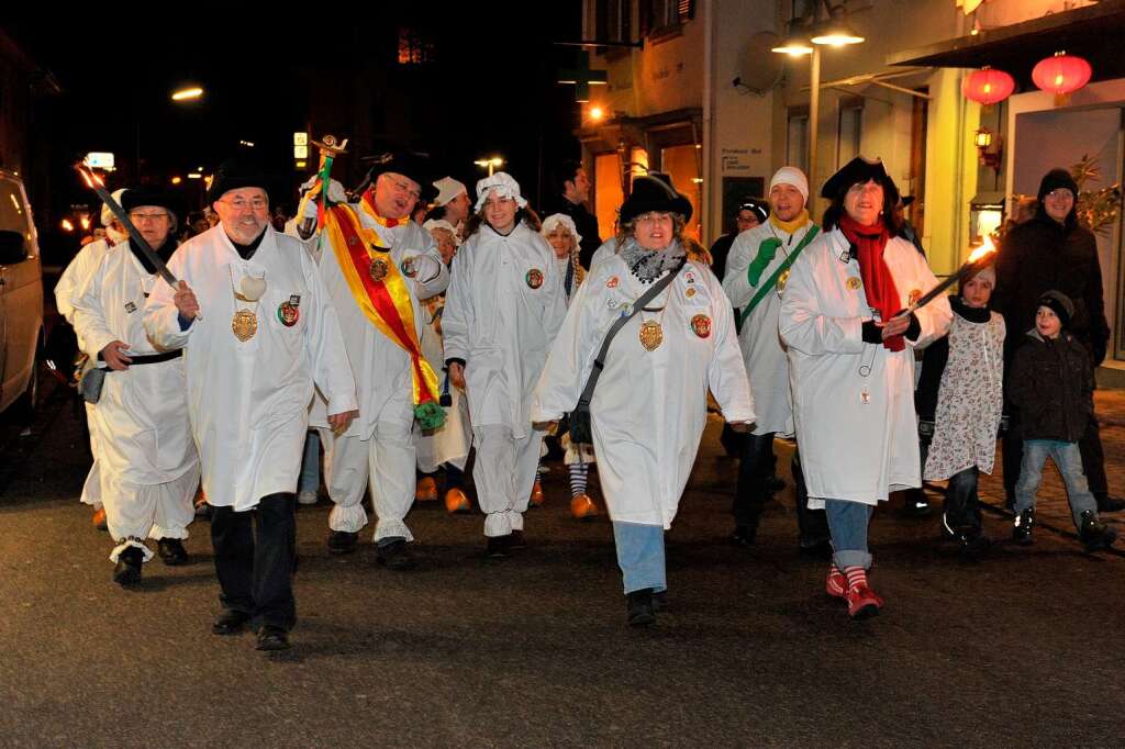 Ankunft des Hemdglunggizugs in Stetten.