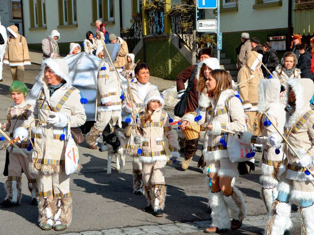 Kinder- und Familienumzug: bunt, frhlich und fantasievoll.