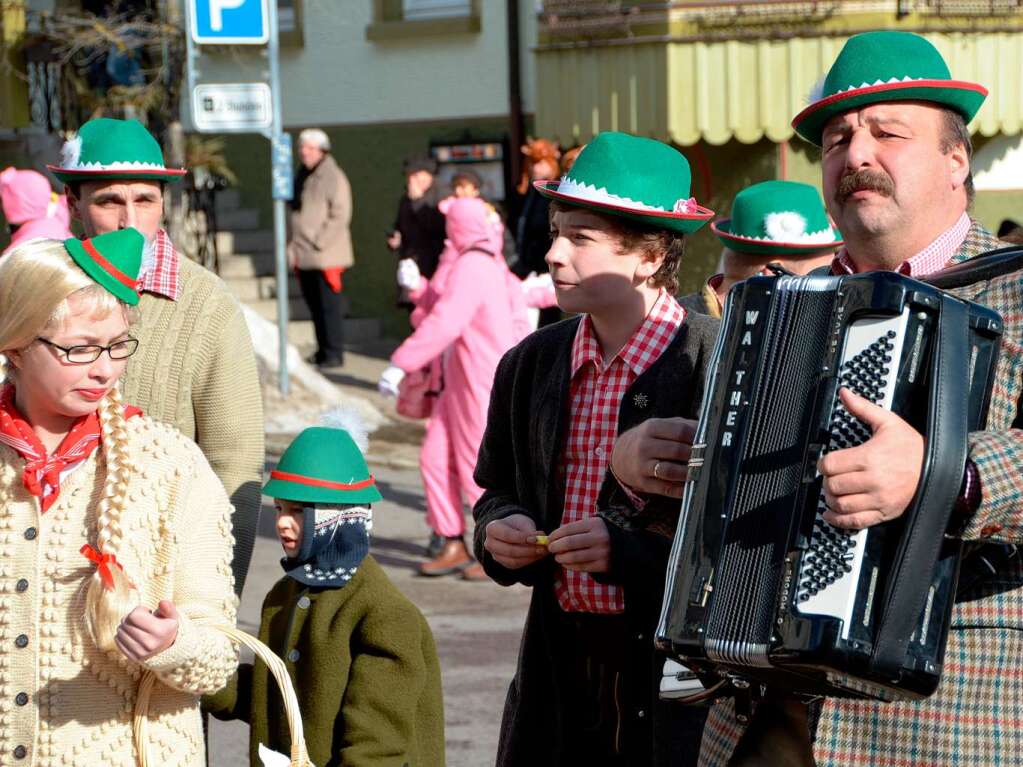 Kinder- und Familienumzug: bunt, frhlich und fantasievoll.