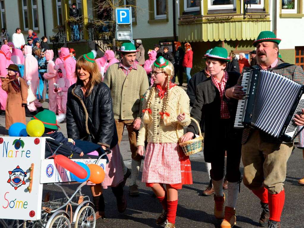 Kinder- und Familienumzug: bunt, frhlich und fantasievoll.