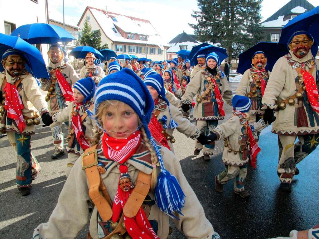 Kinder- und Familienumzug: bunt, frhlich und fantasievoll.