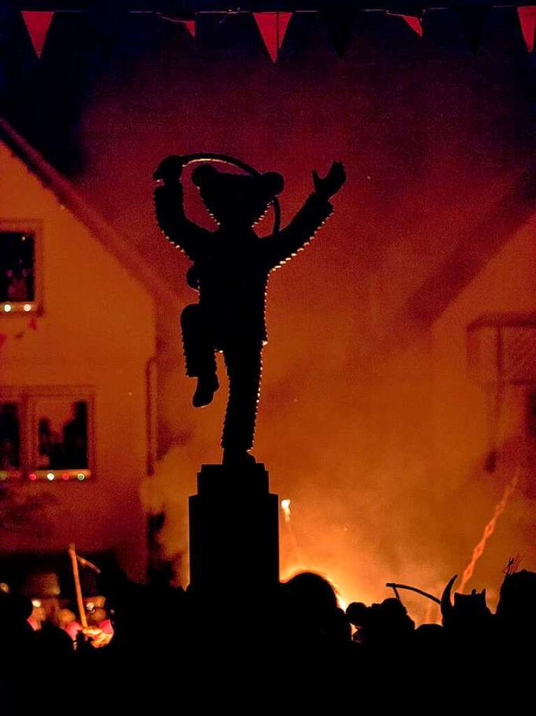 Schaurig-schön: Der Fackelumzug der Schuttig am Fasnetssonntag in Elzach Schaurig-schön: Der Fackelumzug der Schuttig am Fasnetssonntag in Elzach