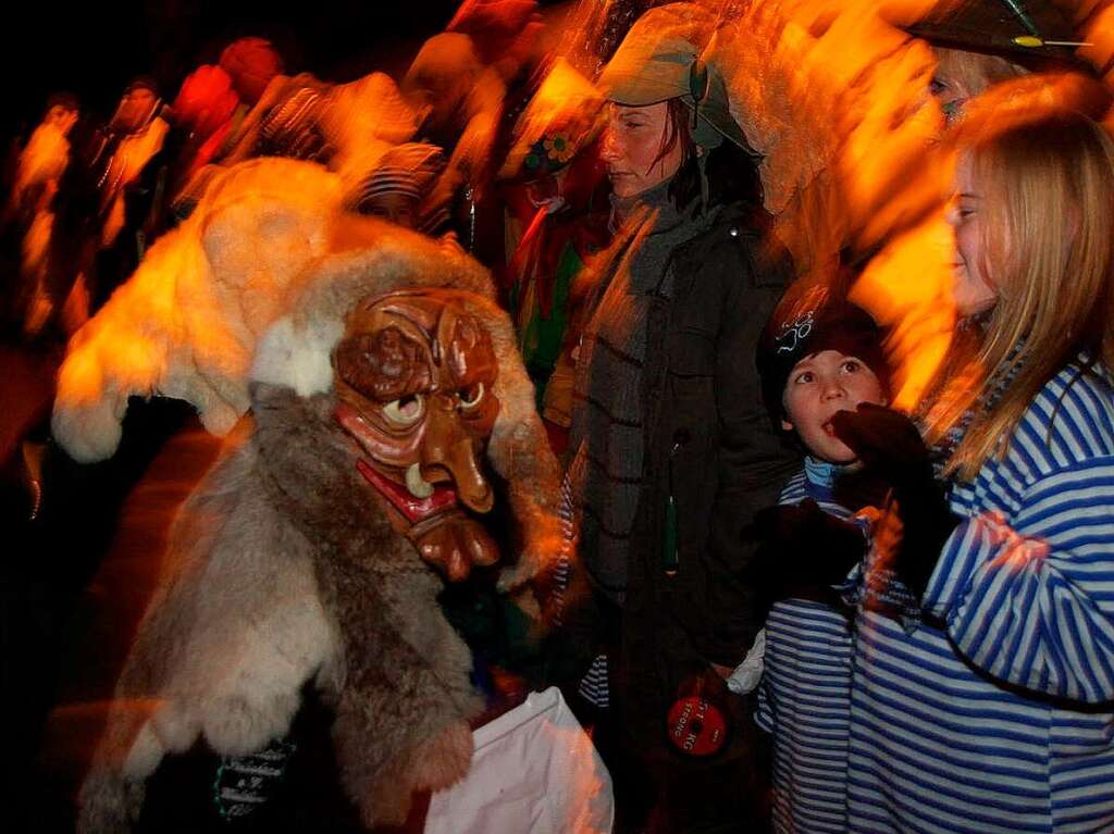 Feuriges Spektakel in Oberwinden: Fackelumzug und Frst-Erich-Feuerwerk