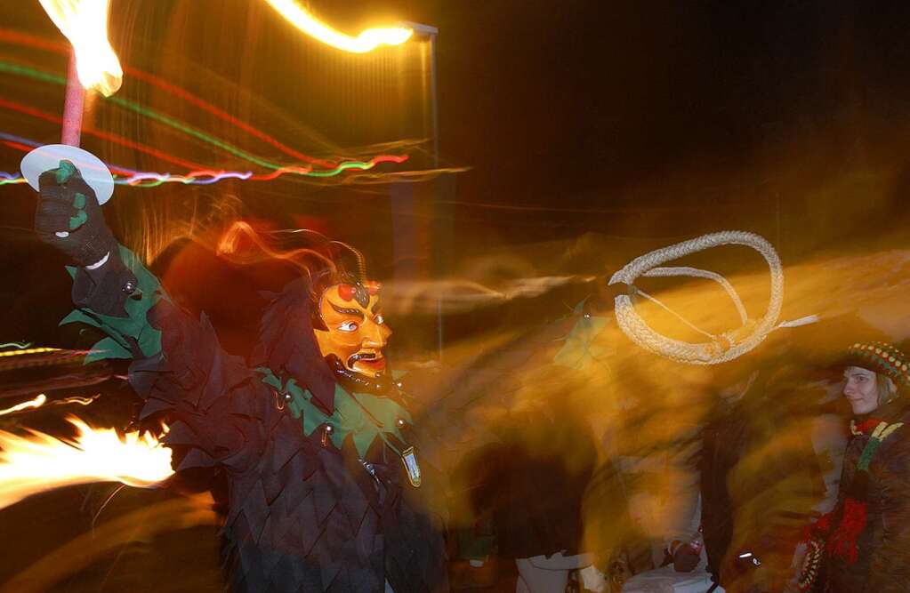 Feuriges Spektakel in Oberwinden: Fackelumzug und Frst-Erich-Feuerwerk