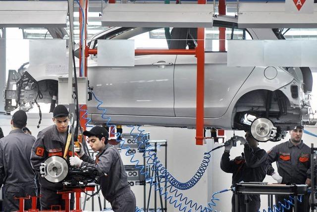 Chinesen öffnen erste Autofabrik in Europa