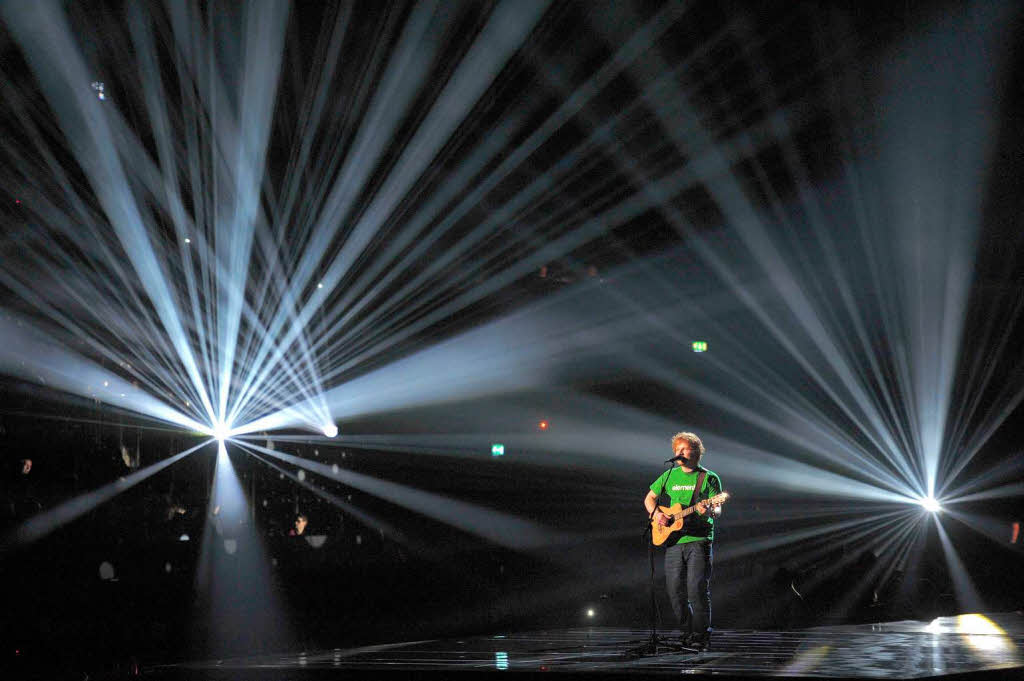 Singer-Songwriter Ed Sheeran wurde als bester nationaler Soloknstler ausgezeichnet