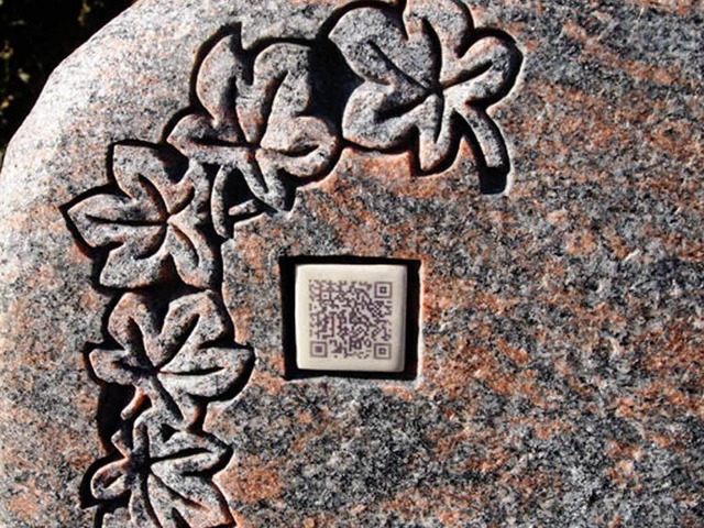 Kleiner Code, groe Wirkung: Dnische Grabsteine.  | Foto: PRIVAT