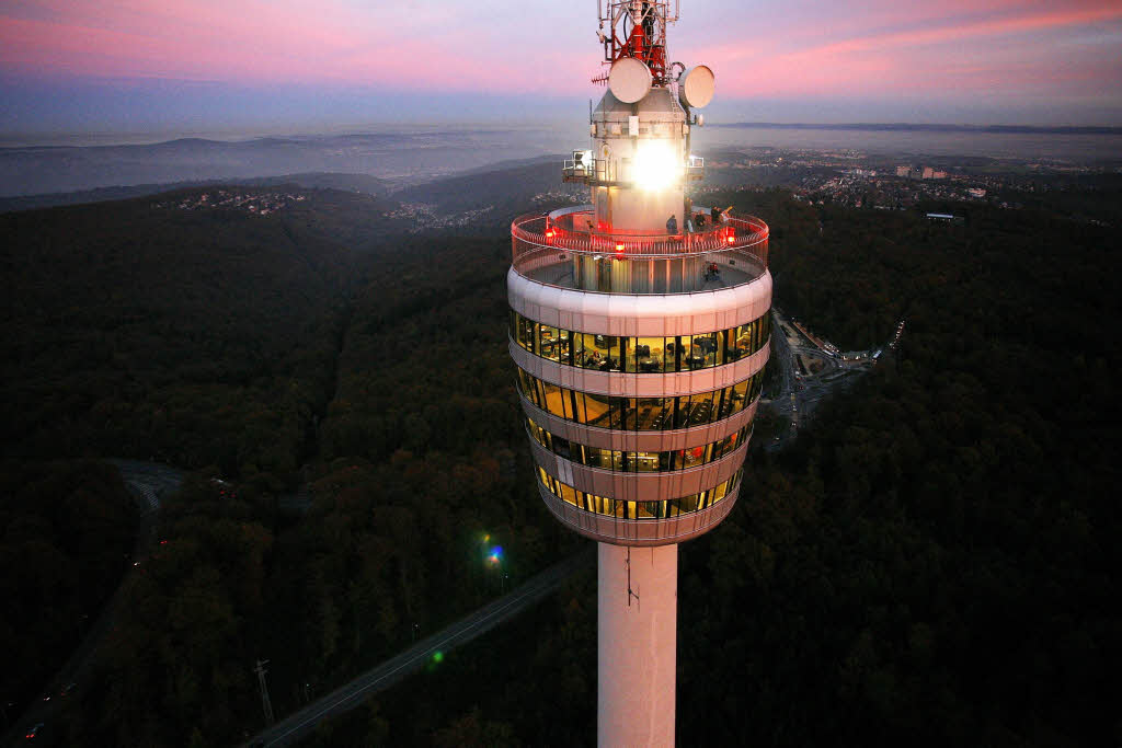 Stuttgarter Fernsehturm: 216,61 Meter. Noch Fragen? 5:6