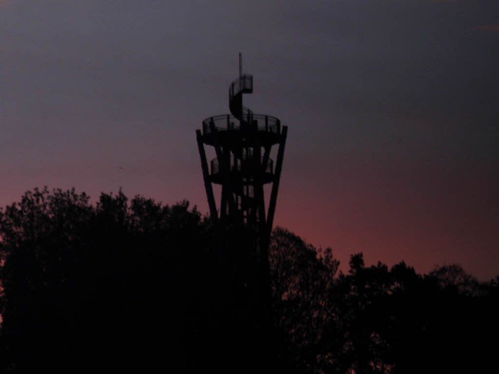 Die nackten Zahlen: Freiburger Schlossbergturm: 35 Meter.