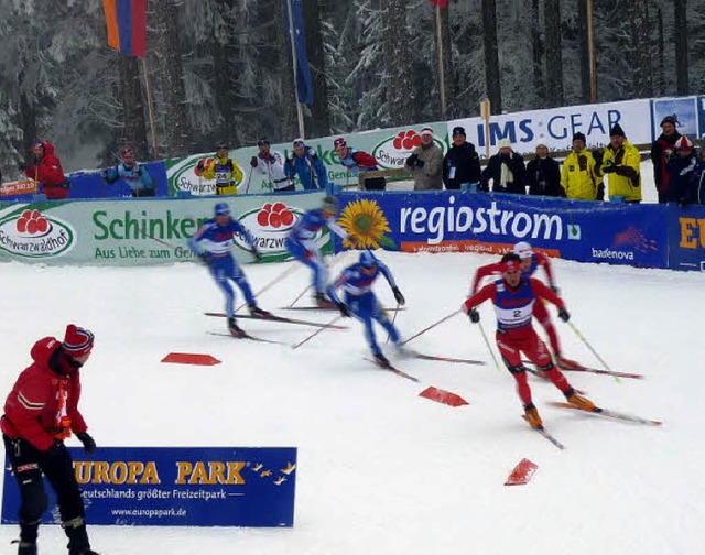 ber 900 Teilnehmer aus ganz Europa ko...au zu  den nordischen Skiwettkmpfen.   | Foto: Landratsamt