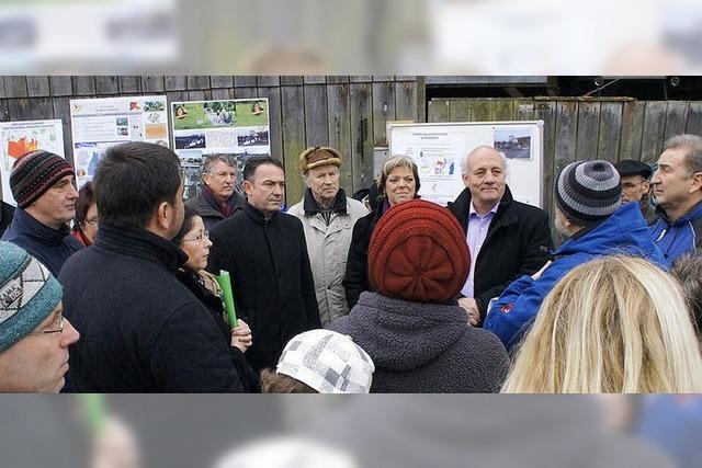 Brger tragen Argumente gegen Gewerbegebiet vor