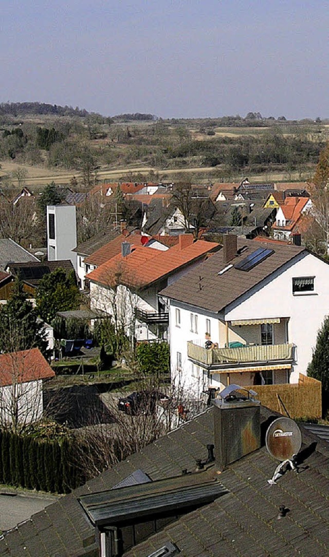 Wagenstadt von der sdlichen Anhhe her mit der  evangelischen Kirche (links)  | Foto: Haberer