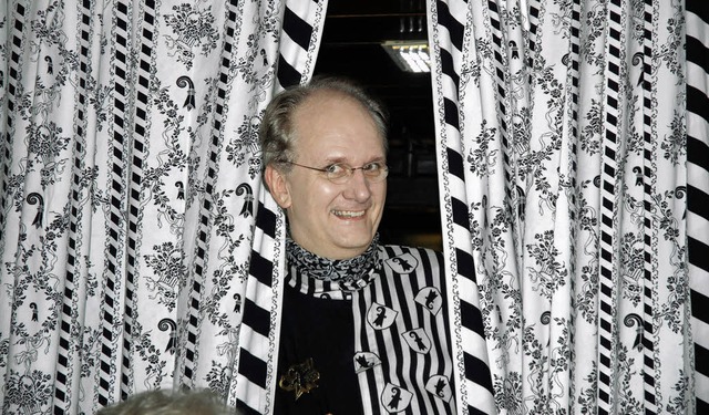Vorhang auf: Andreas Plss freut sich ...rey scheenschte Dg&#8220; in Basel.   | Foto: privat