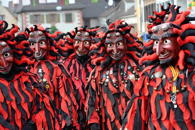 Teuflisch gut &#8211; die Sulzburger Bauernfasnacht.   | Foto: Volker Mnch