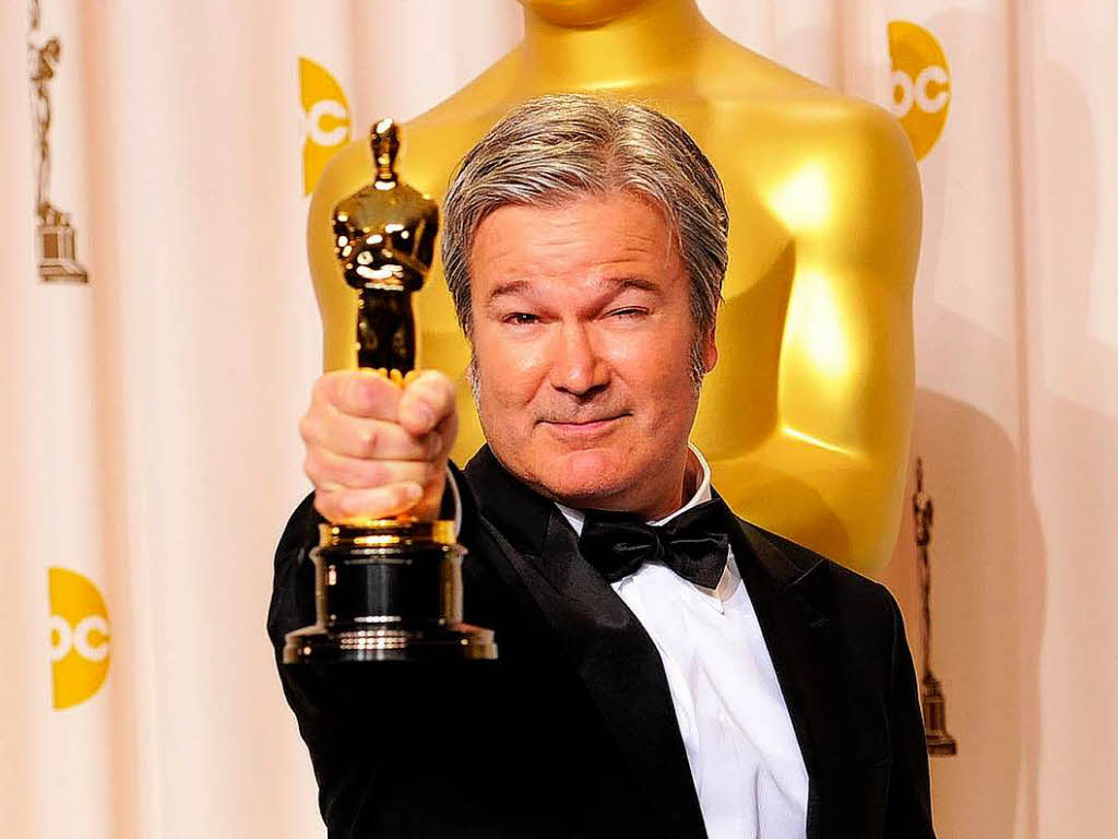 Gore Verbinski mit seinem Oscar fr den besten Animationsfilm „Rango“