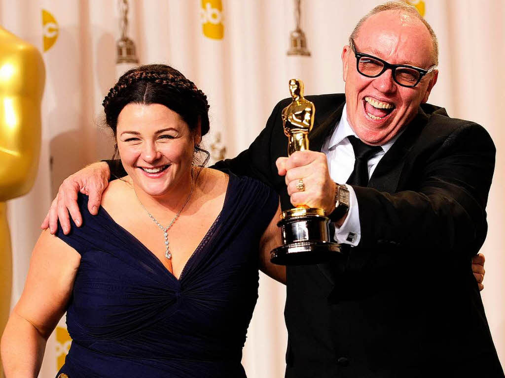 Filmemacher  Oorlagh George und Terry George (von links) gewinnen den Oscar fr ihren Kurzfilm „The Shore“.