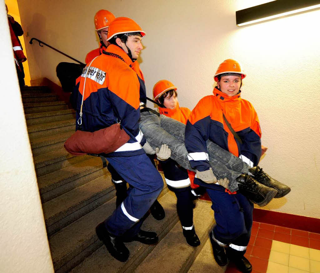bung der Jugendfeuerwehr Rieselfeld an der Pestalozzi-Realschule in Freiburg.