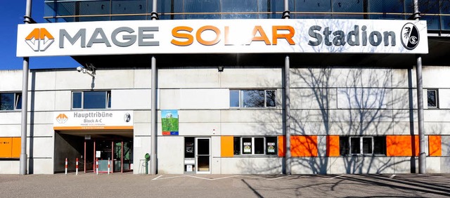 Das Mage-Solar-Stadion knnte fr 53 Millionen Euro komplett umgebaut werden.  | Foto: Ingo Schneider