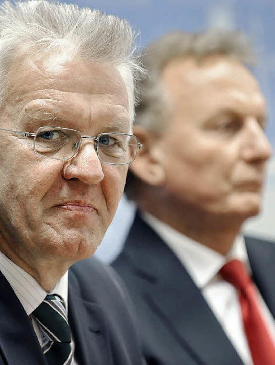 Öffentlich   kein böses Wort über ihn:...onschef Claus Schmiedel (Hintergrund)   | Foto: dpa