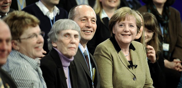 Angela Merkel in Erfurt: &#8222;Kann ich mich  dazwischen setzen?&#8220;      | Foto: daPD