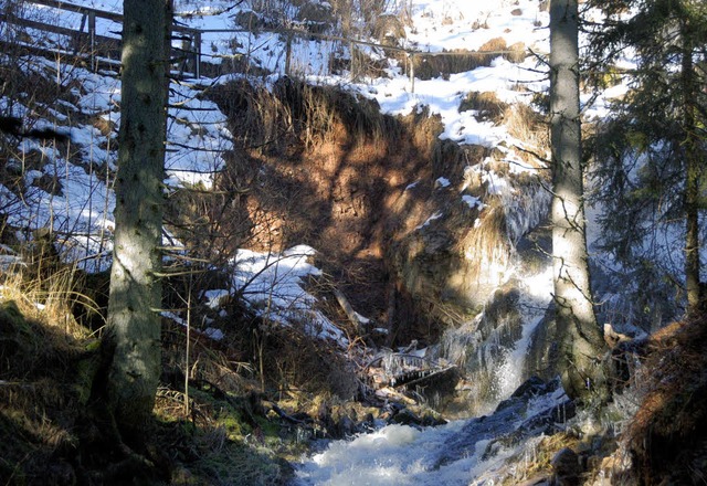 Mhlenweg in Kapel ist nach einem Erdrusch gesperrt  | Foto: Horst A. B