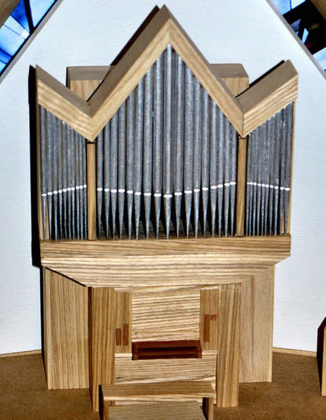 Die neue Orgel in der evangelischen Ki...erwerkstatt Jger und Brommer gebaut.   | Foto: Weiss