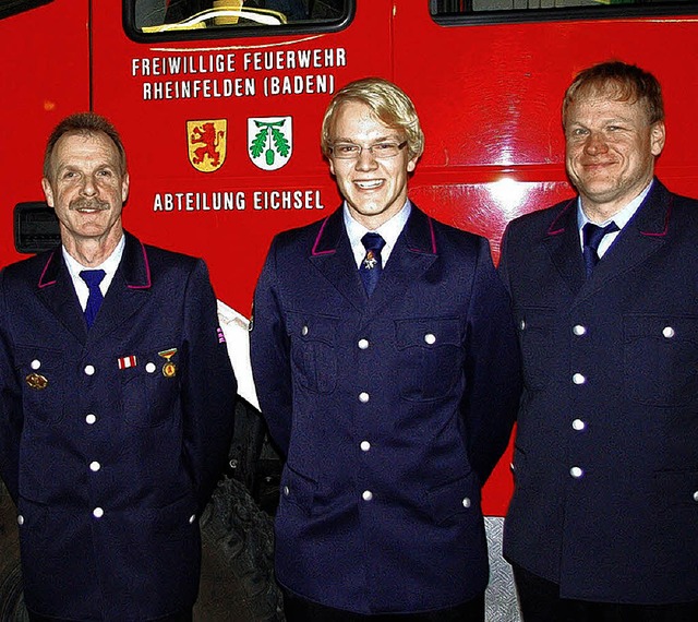 Rudolf Brugger (rechts) wurde zum Ober...lung. Links Kommandant Alfred Steiner.  | Foto: Rolf Reimann