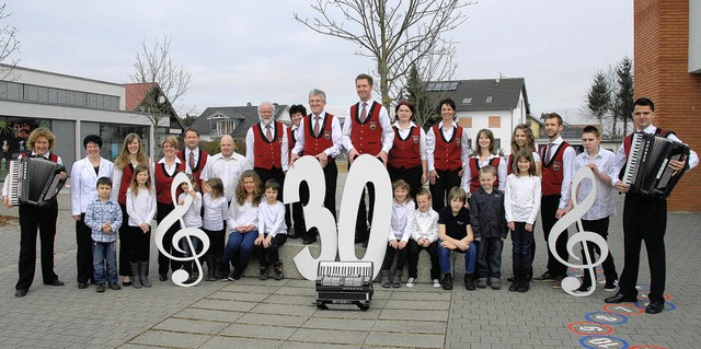 Der Akkordeonclub Nrdlicher Kaiserstu...en Bestehen am 24. Mrz gut gerstet.   | Foto: Roland Vitt