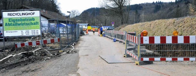 Grobaustelle Papierweg: Nur noch heut...andern ein neues Regenberlaufbecken.   | Foto: Markus Maier