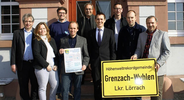 Zwlf Messeteilnehmer aus Grenzach- Wy...Joachim Schlageter und Michael Schwab.  | Foto: Silvia Eismann