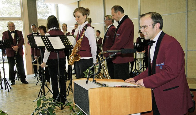 Mensa der Konrad-Adenauer-Schule und Proberaum  der Stadtkapelle  | Foto: Ralf Burgmaier