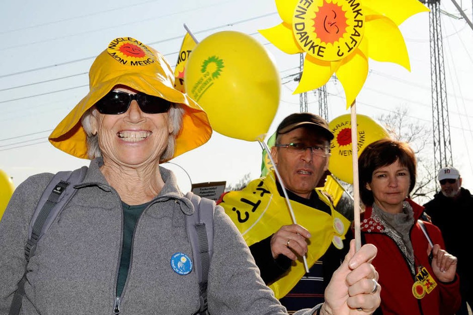 Anti-Atomenergie-Demonstration in Fessenheim am Jahrestag des Kernkraftwerk-Unglücks in Fukushima. (Foto: dapd) Anti-Atomenergie-Demonstration in Fessenheim am Jahrestag des Kernkraftwerk-Unglücks in Fukushima. (Foto: dapd)