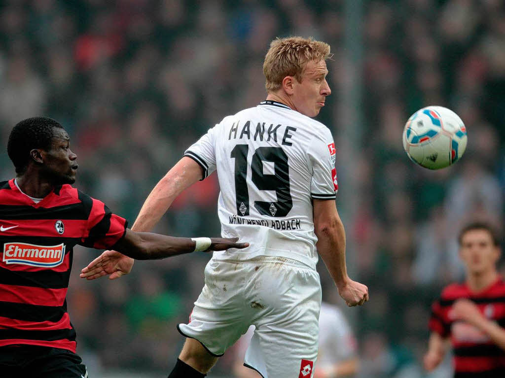 Fallou Diagn (SC Freiburg), Mike Hanke (Borussia Mnchengladbach).