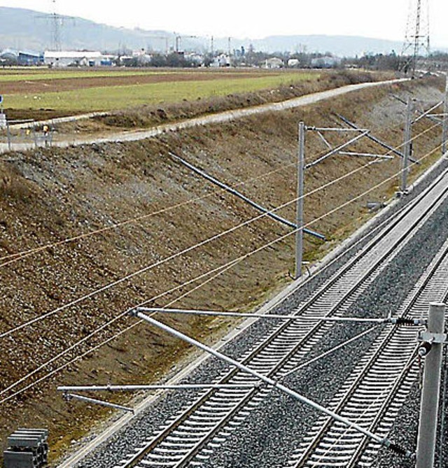 An der Ostseite der Trasse wird es oben an der Bschung keinen Zaun geben.   | Foto: langelott