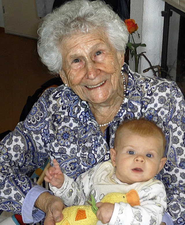 Erna Drge feiert heute ihren 90. Gebu...sich auf Urenkelin Nicolina Julienne.   | Foto: PRIVAT