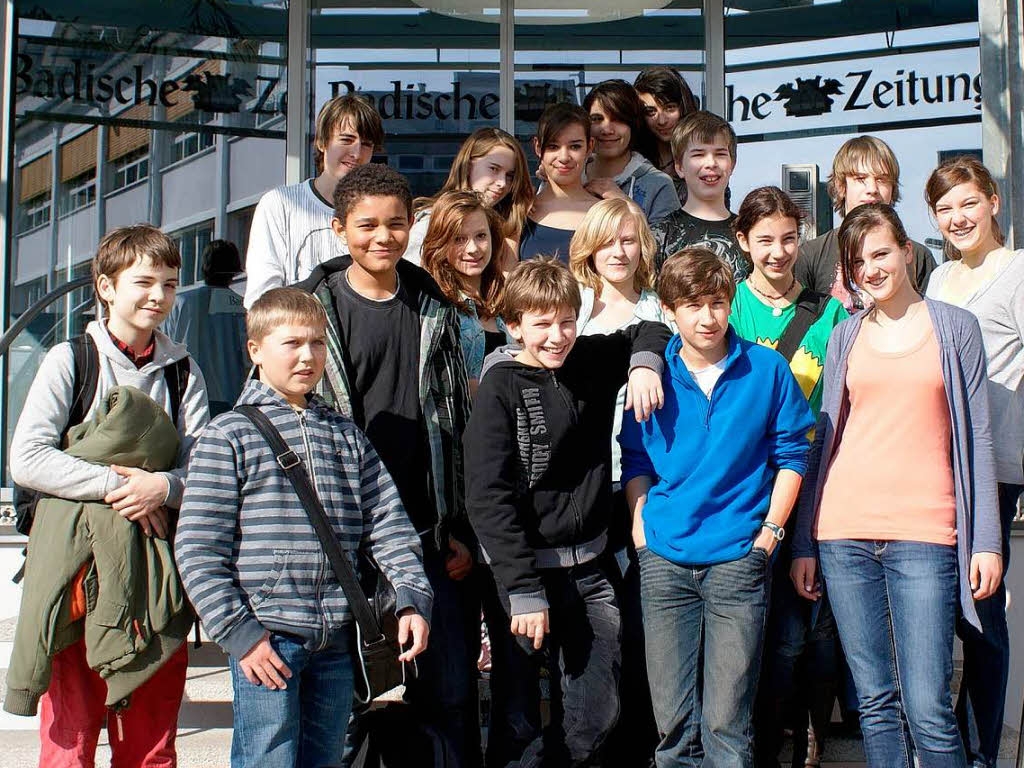Klasse 8c des Deutsch-Franzsischen Gymnasiums aus Freiburg mit ihrer Lehrerin Rut Lilje