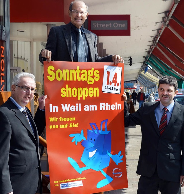 Hoch hinaus will der Weiler Handel mit...Peter Krause (von links) vorstellten.   | Foto: SENF