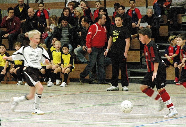 Insgesamt 420 Jugendliche spielten bei...llturnier der SG Grenzach-Wyhlen mit.   | Foto: Archivbild: Heinz Vollmar