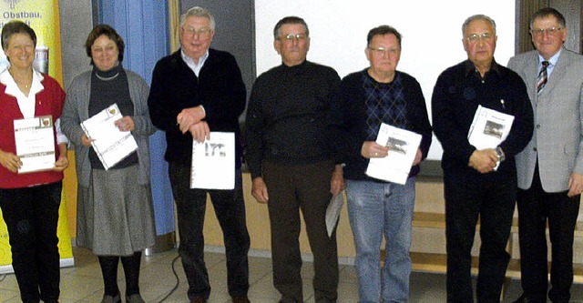 Geehrte beim Obst- und Gartenbauverein Hochrhein  | Foto: bz