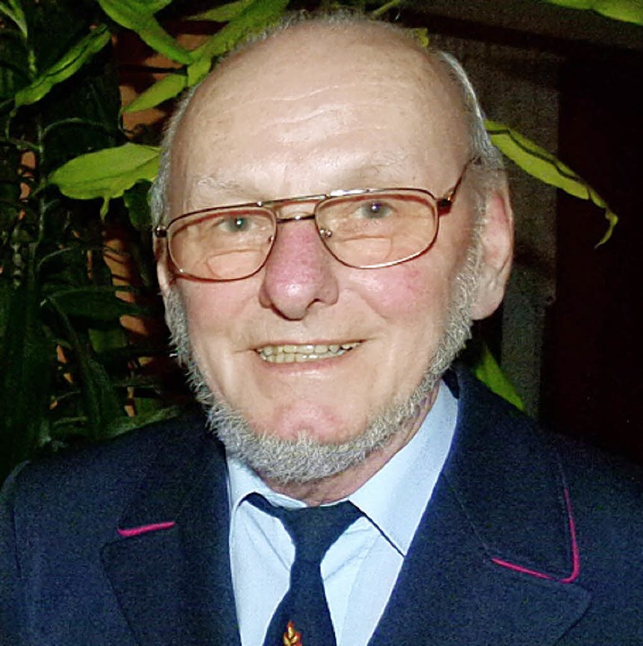 Der Obmann der Altersabteilung, Karl-H...lbiez, wurde von Otmar Zipfel abgelst  | Foto: PRIVAT