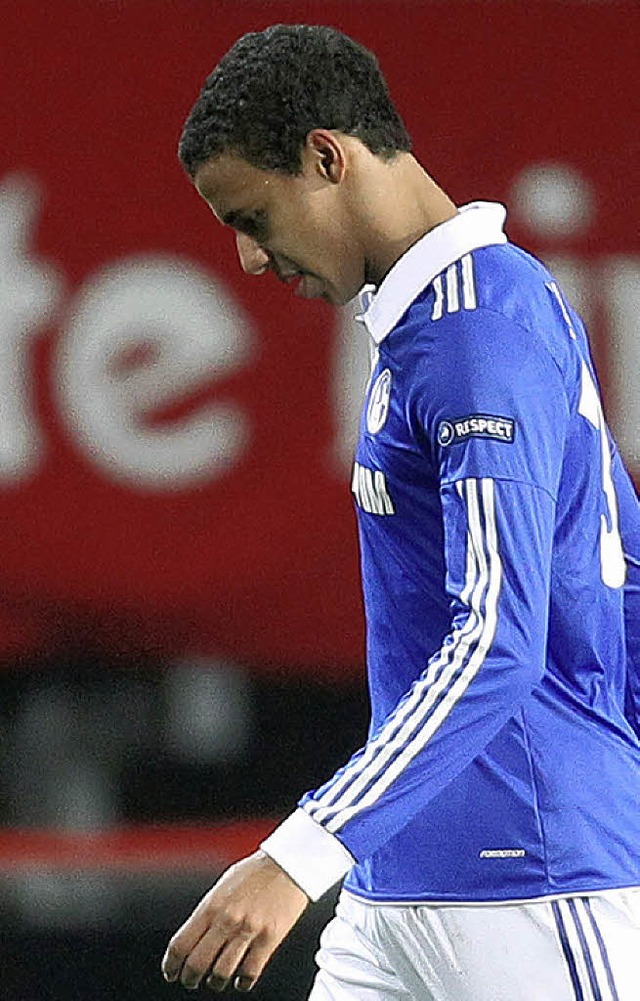 Joel Matip nach seiner roten Karte im ...m Donnerstag darf er nun doch spielen.  | Foto: dpa