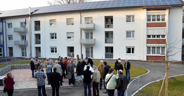 Einen Stehempfang im Freien gab es fr...uf dem Dach des Altbaus im Brgerheim.  | Foto: Peter Gerigk