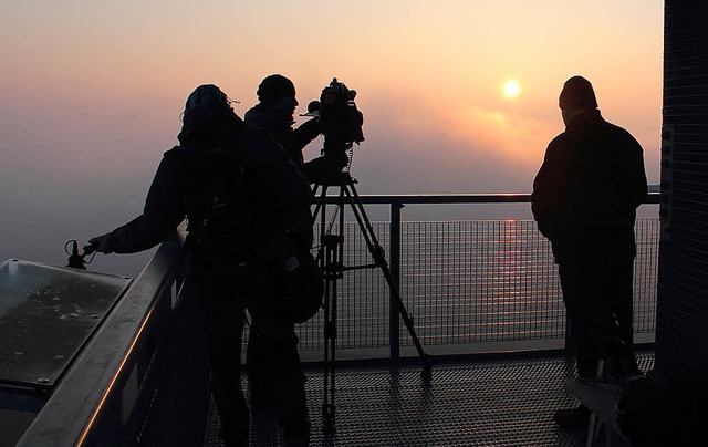 SWR Landesschau Wetterreporter auf dem Eichelspitzturm  | Foto: Hans-Peter Ziesmer