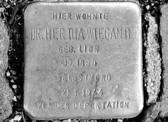 Dieser   Stolperstein wurde gestohlen.    | Foto: Hans-Peter Goergens