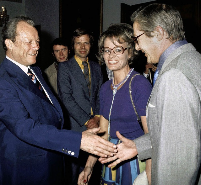 Kanzlerfest  in Bonn, 1973:  Willy Brandt, Wibke Bruhns und Gatte Werner Bruhns   | Foto: dpa