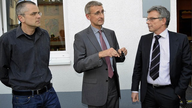 Der Leiter des Erich-Reisch-Hauses, St...atssekretr Josef Hecken (von links).   | Foto: Michael Reich