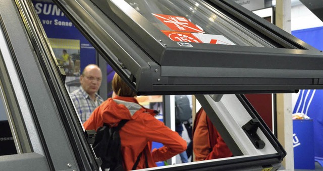 Beratung unterm Fenster: Bauen und San...n  starkes Standbein der Regio-Messe.   | Foto: B. Ruda